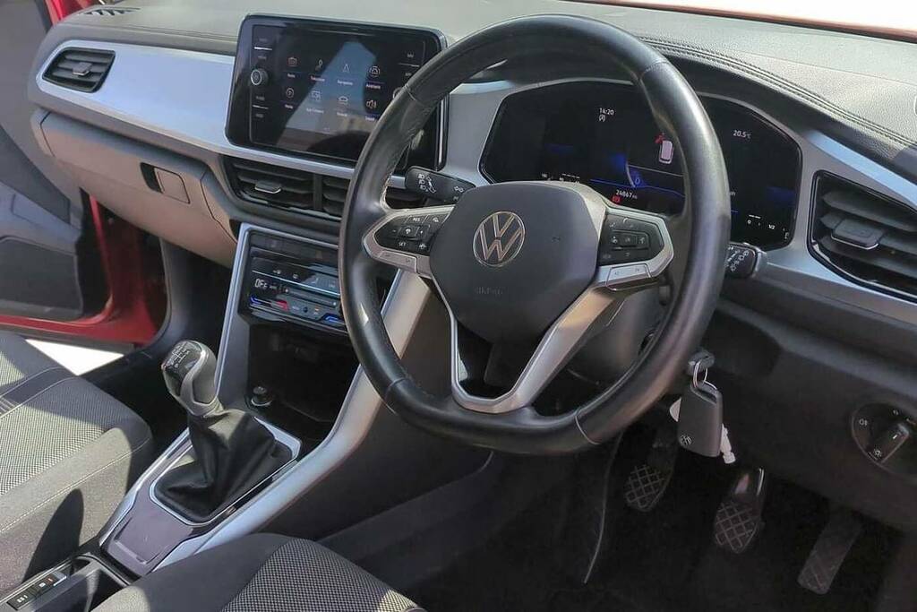 Volkswagen T-Roc 1.0 Tsi Life VA22OXE Red #6
