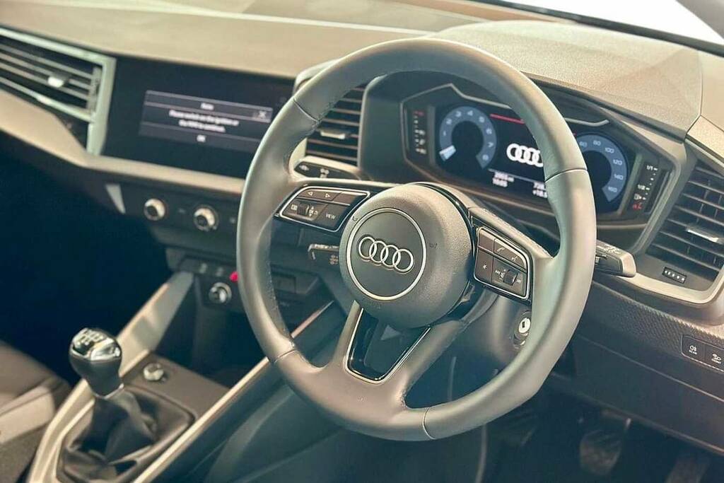 Audi A1 25 Tfsi Sport BD75TEO Silver #6