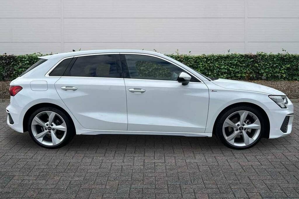 Audi A3 35 Tfsi S Line VK22VKM White #4