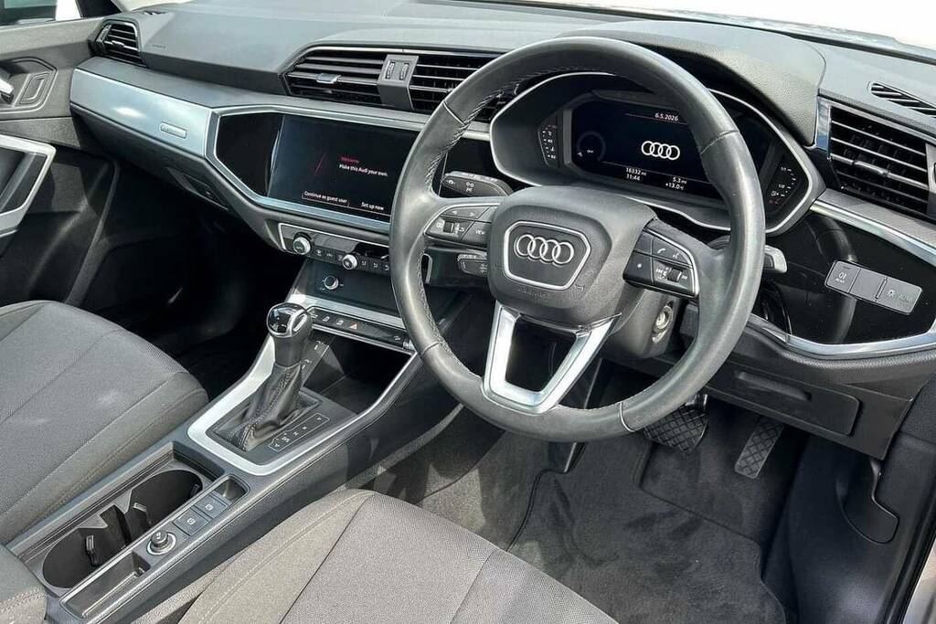 Audi Q3 35 Tfsi Technik S Tronic VN23BKU Silver #6