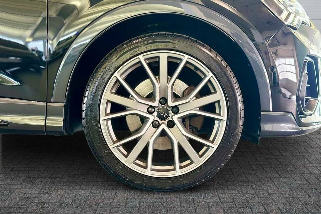 Audi Q3 45 Tfsi Quattro Vorsprung S Tronic BP19NZK Black #5