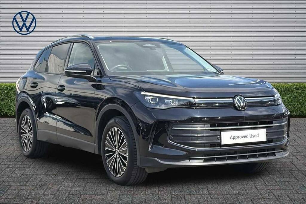 Volkswagen Tiguan 1.5 Etsi 150 Match Dsg Black