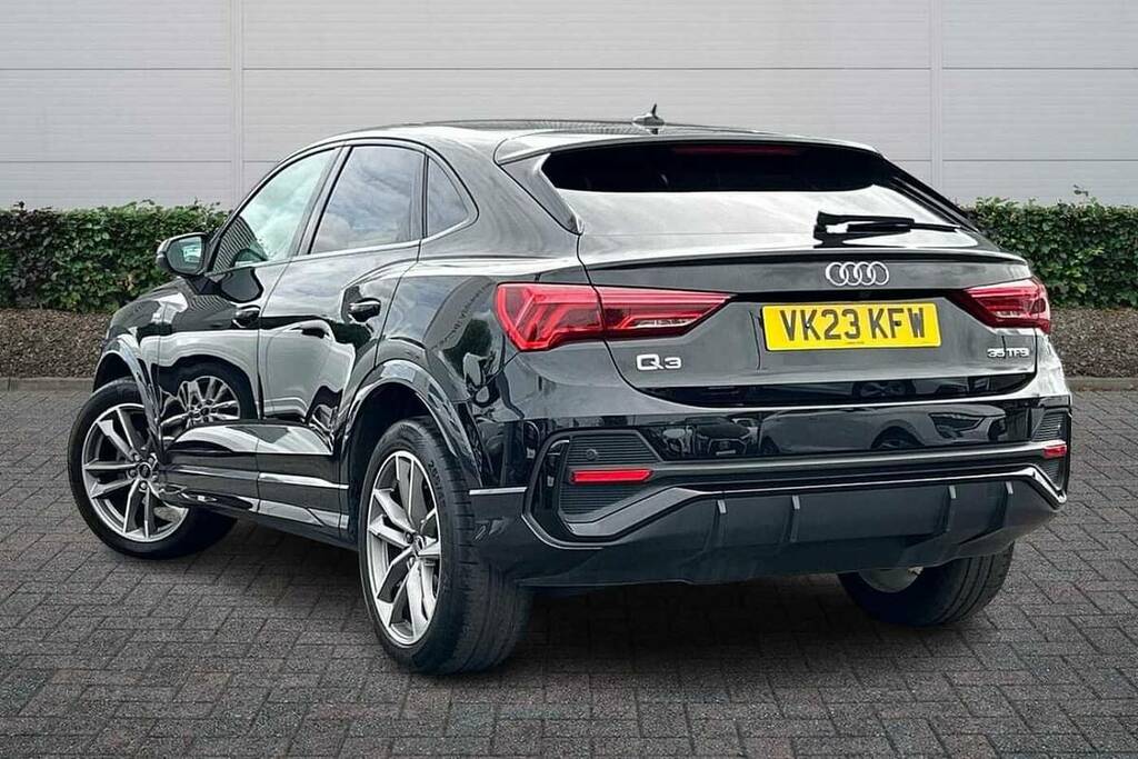 Audi Q3 35 Tfsi Black Edition S Tronic VK23KFW Black #3