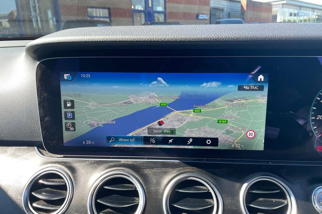 Mercedes-Benz E Class E300d 4Matic Amg Line 9G-tronic YW23OSL Black #3