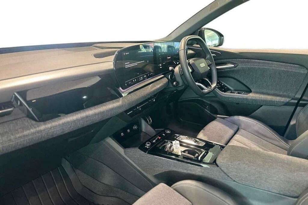 Audi Q6 E-Tron 285Kw Quattro 100Kwh S Line VN74WXK Black #2