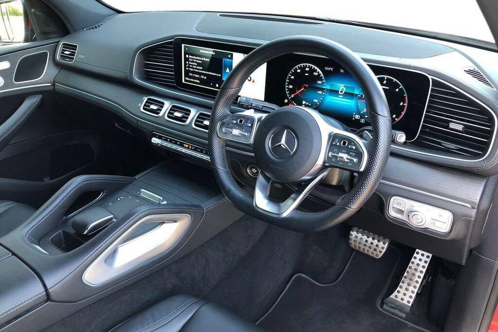 Mercedes-Benz GLE Class 400D 4Matic Amg Line Prem 9G-tronic 7 St Red #4