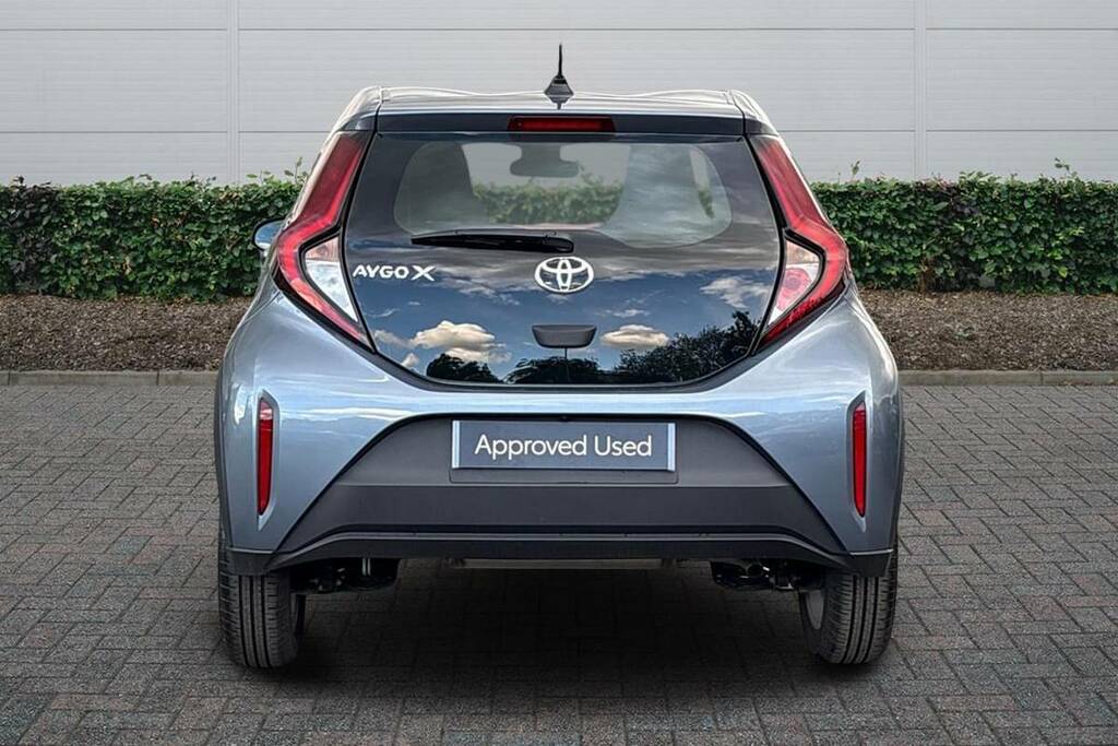 Toyota Aygo X 1.0 Vvt-i Pure GX25ZMU Grey #3