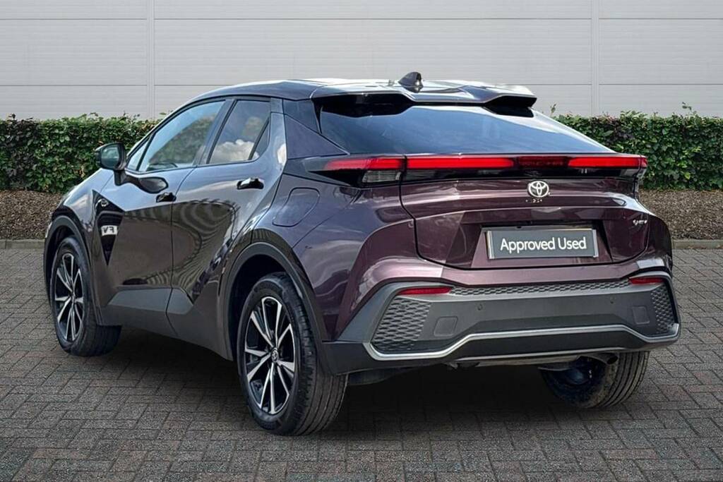 Toyota C-Hr 1.8 Hybrid Design Cvt Purple
