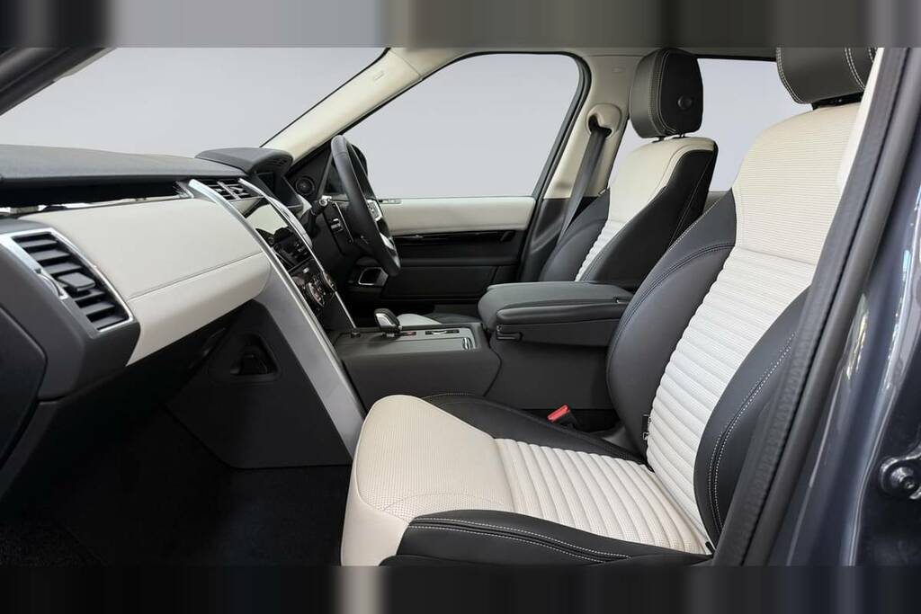 Land Rover Discovery 3.0 D350 S BJ26SWX Blue #3