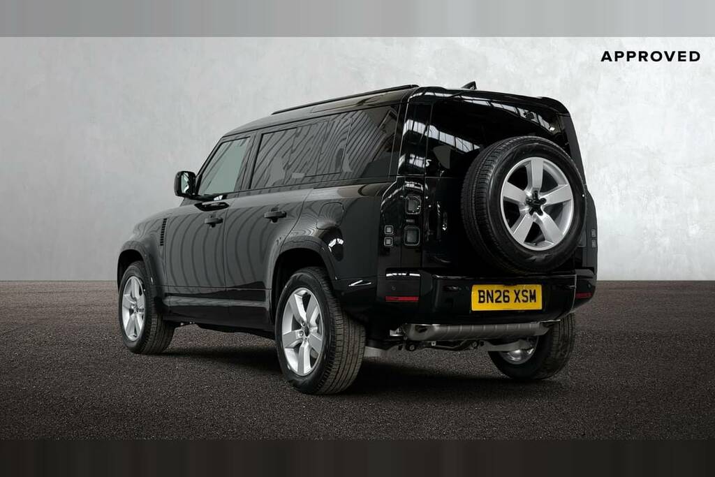 Land Rover Defender 110 2.0 P300e X-dynamic Se 110 BN26XSM Black #2