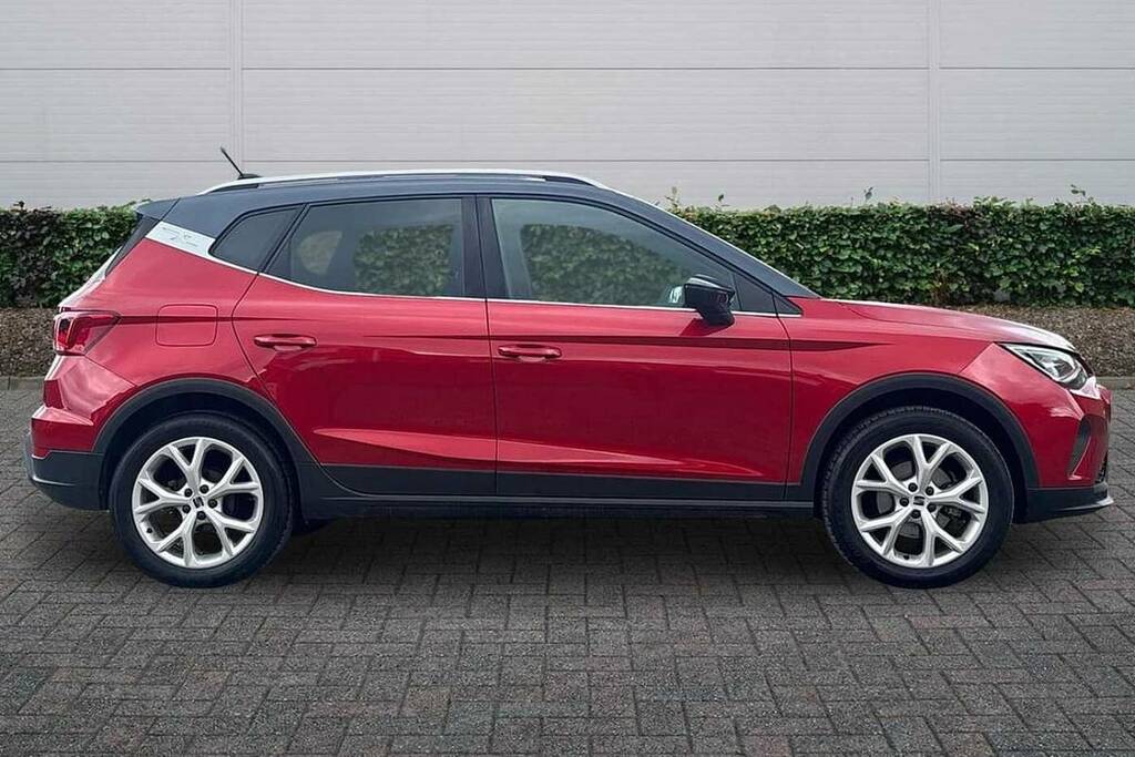 Seat Arona 1.0 Tsi 110 Fr VU73CVH Red #4