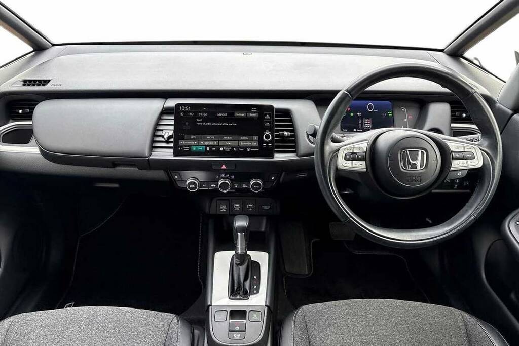 Honda Jazz 1.5 I-mmd Hybrid Ex Ecvt KU71ZXG White #4