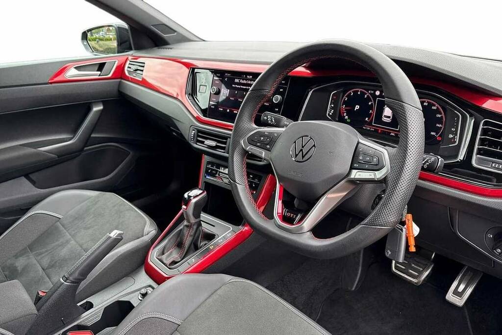 Volkswagen Polo 2.0 Tsi Gti Dsg Black #6