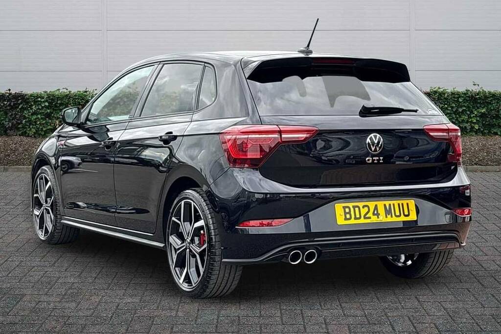 Volkswagen Polo 2.0 Tsi Gti Dsg Black #3