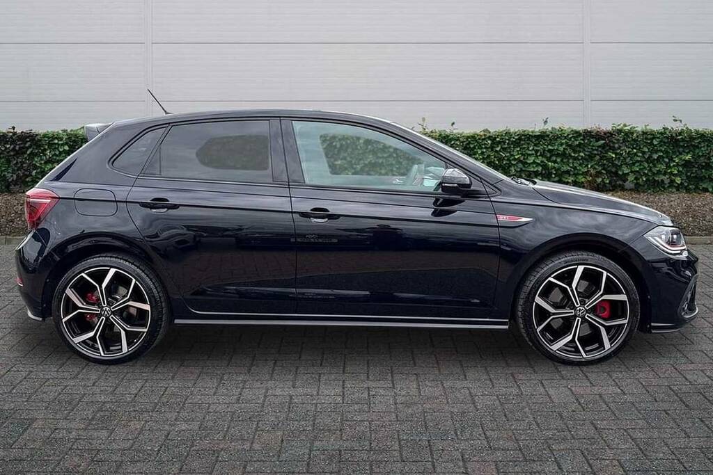 Volkswagen Polo 2.0 Tsi Gti Dsg Black #4