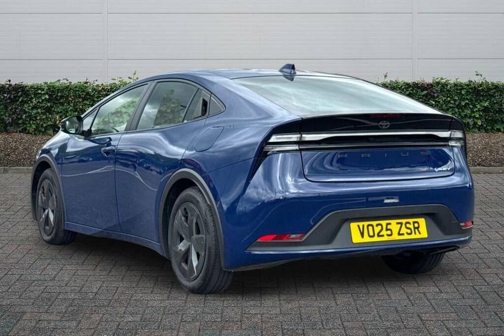 Toyota Prius 2.0 Phev Design Cvt VO25ZSR Blue #2