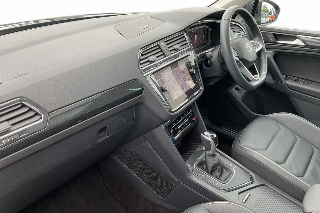 Volkswagen Tiguan 1.5 Tsi 150 Elegance Dsg VK73ZSX Grey #2