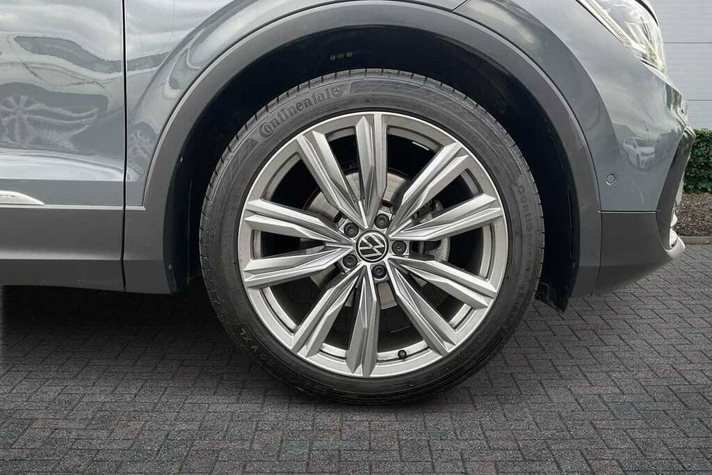 Volkswagen Tiguan 1.5 Tsi 150 Elegance Dsg VK73ZSX Grey #5
