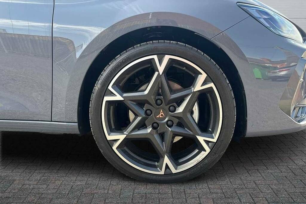 Cupra Leon 1.5 Etsi 150 V2 Dsg Grey #5