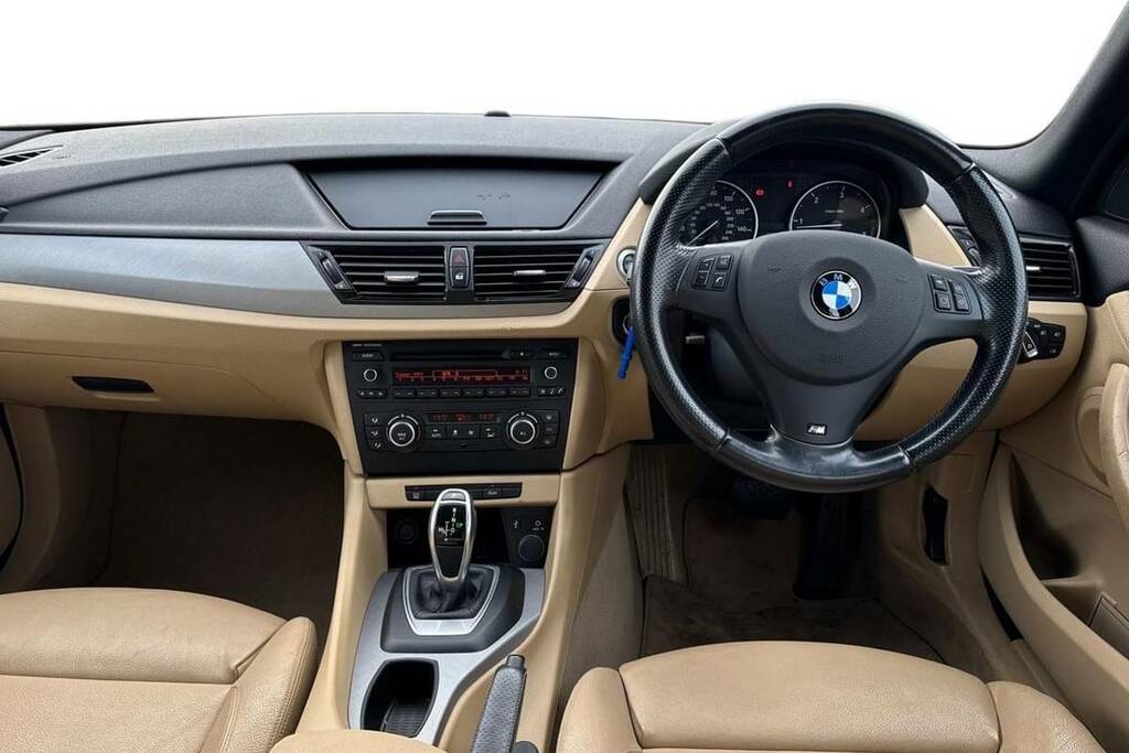 BMW X1 Sdrive 18D M Sport Step Blue #4