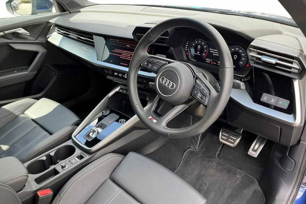 Audi A3 35 Tfsi S Line S Tronic YD71CYZ Blue #6