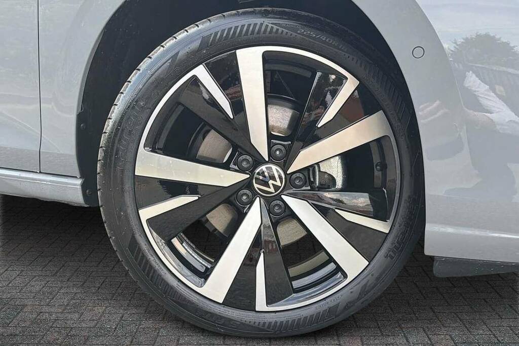 Volkswagen Golf 1.5 Etsi 150 Match Dsg Grey #5