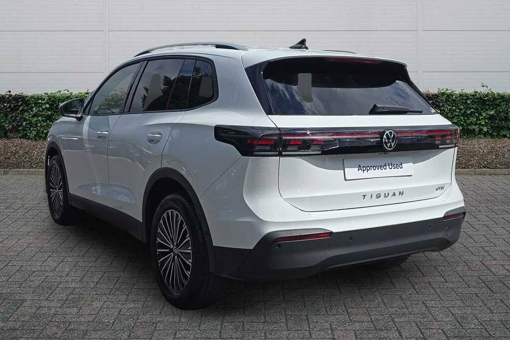 Volkswagen Tiguan 1.5 Etsi Match Dsg VU26CZZ White #3
