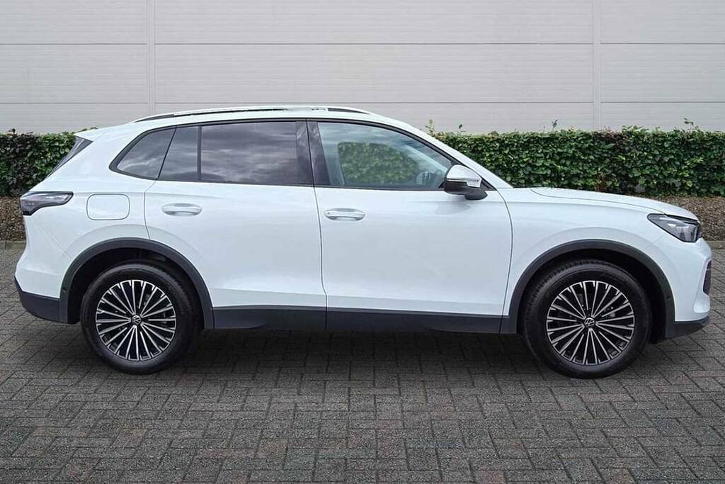 Volkswagen Tiguan 1.5 Etsi Match Dsg VU26CZZ White #4
