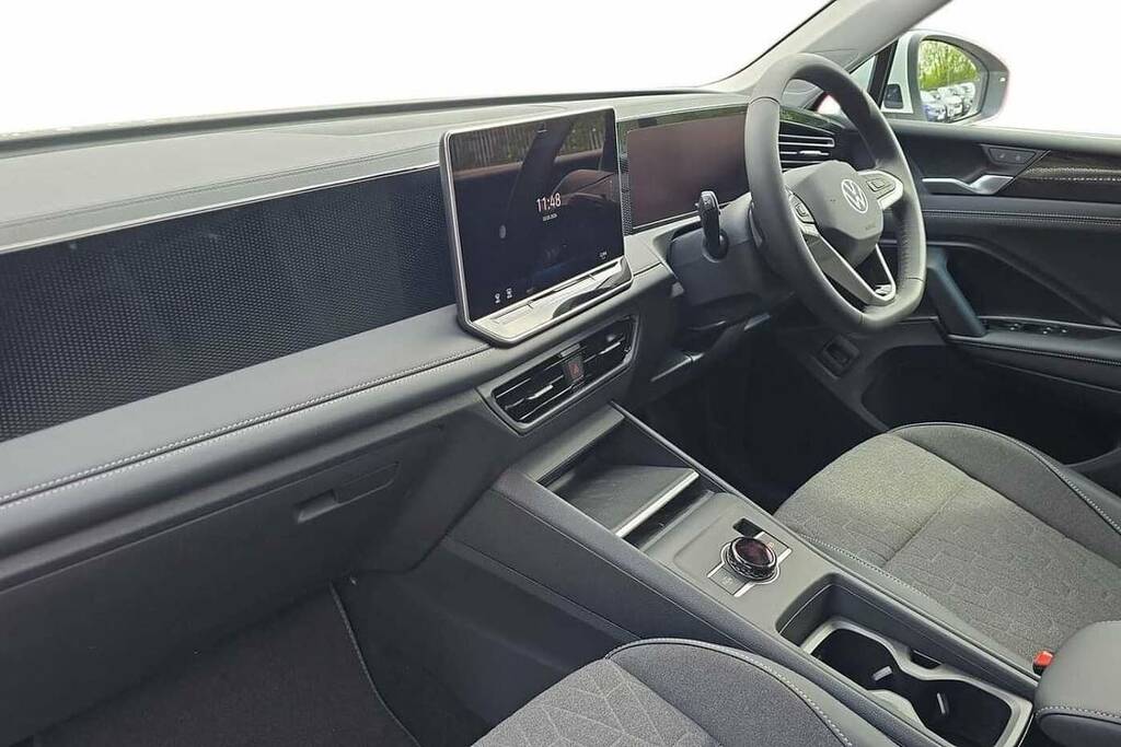 Volkswagen Tiguan 1.5 Etsi Match Dsg VU26CZZ White #2