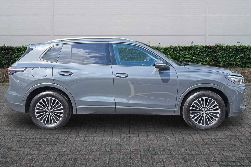Volkswagen Tiguan 1.5 Etsi Match Dsg VU26CXP Grey #4
