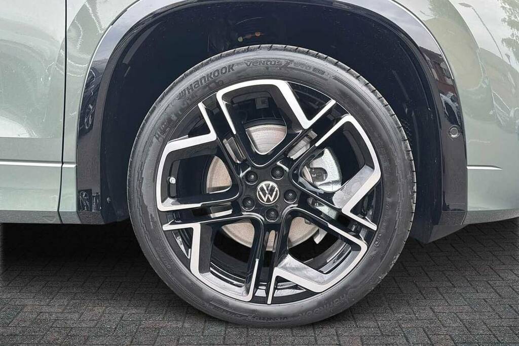 Volkswagen Tayron 1.5 Tsi Ehybrid R-line Dsg6 VU26CUJ Green #5
