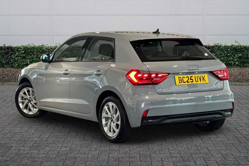 Audi A1 30 Tfsi Sport S Tronic BC25UVK Grey #3