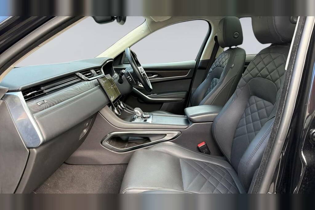 Jaguar F-Pace 2.0 D200 Hse Awd KO21UHJ Black #3