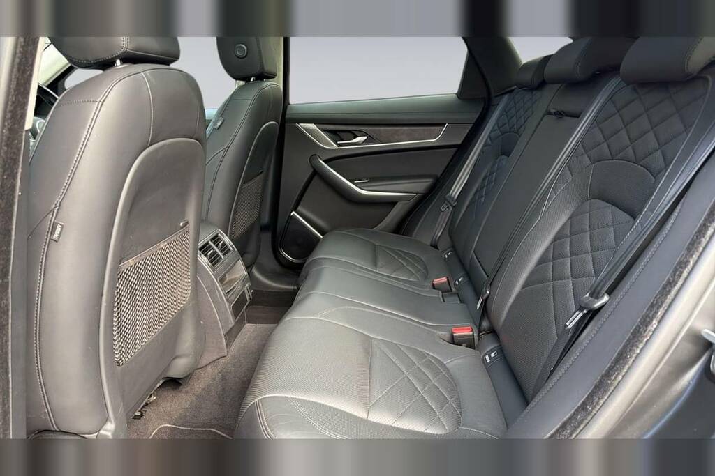 Jaguar F-Pace 2.0 D200 Hse Awd KO21UHJ Black #4