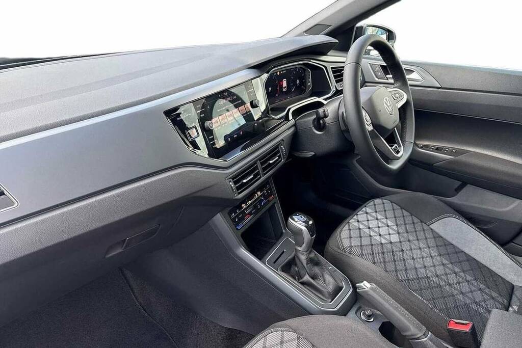 Volkswagen Polo 1.0 Tsi 115 Black Edition Dsg BG26PWV Black #2
