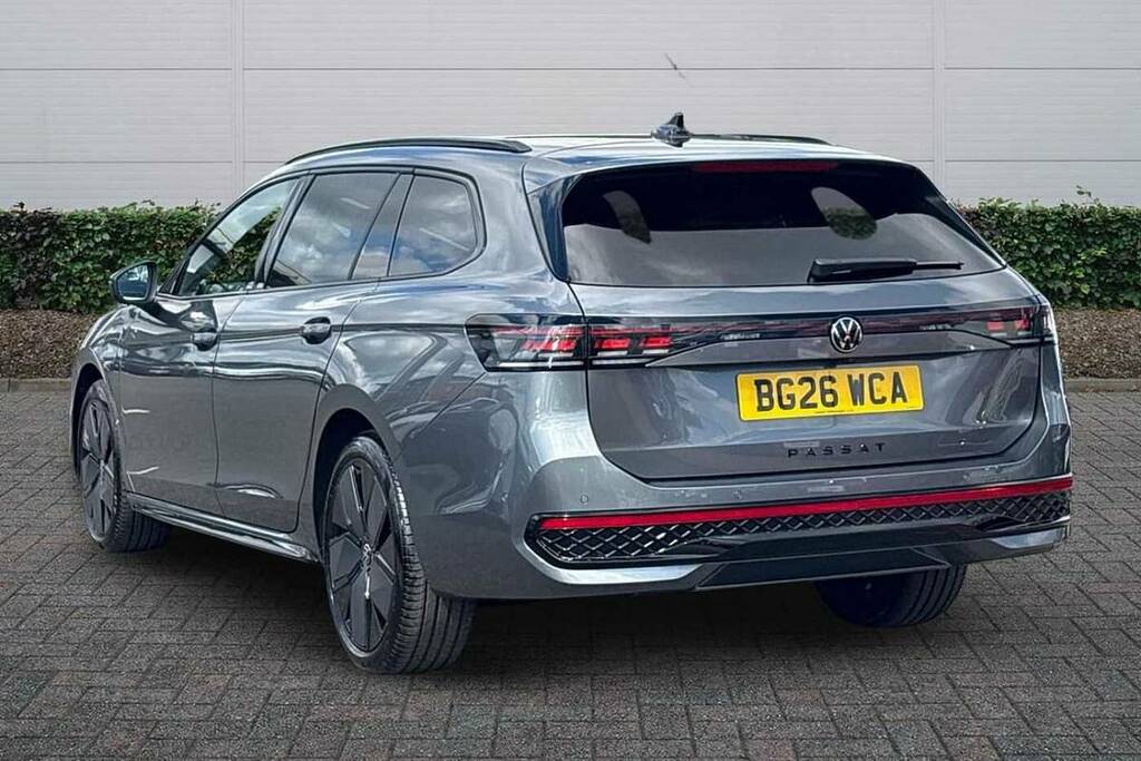 Volkswagen Passat 1.5 Tsi Ehybrid Black Edition Dsg Black #3
