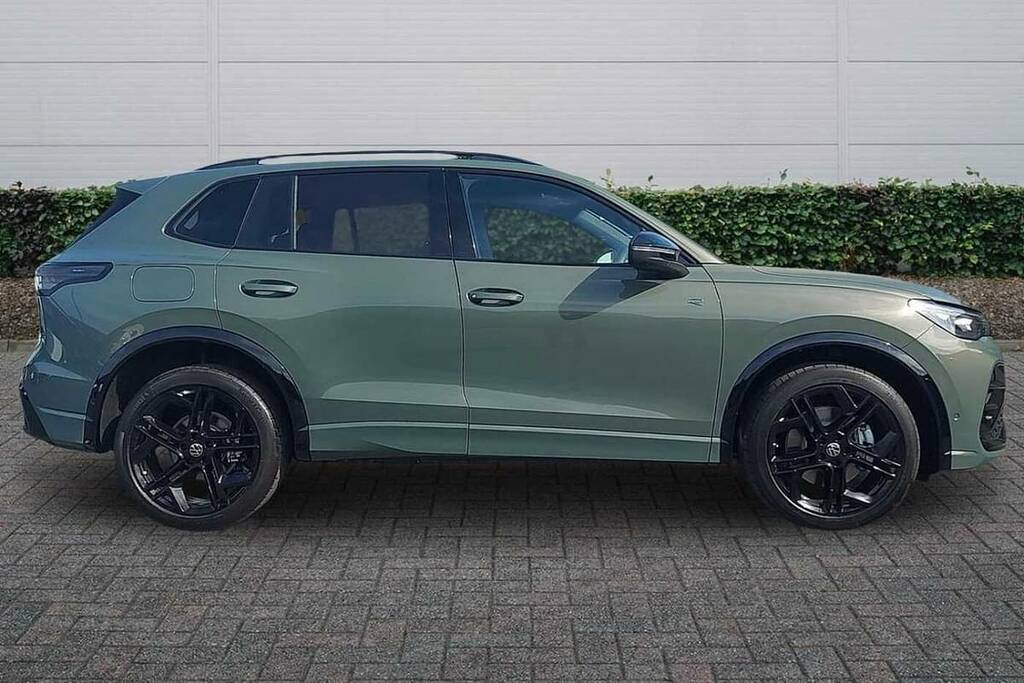 Volkswagen Tiguan 2.0 Tsi 265 4Motion Black Edition Dsg Green #4