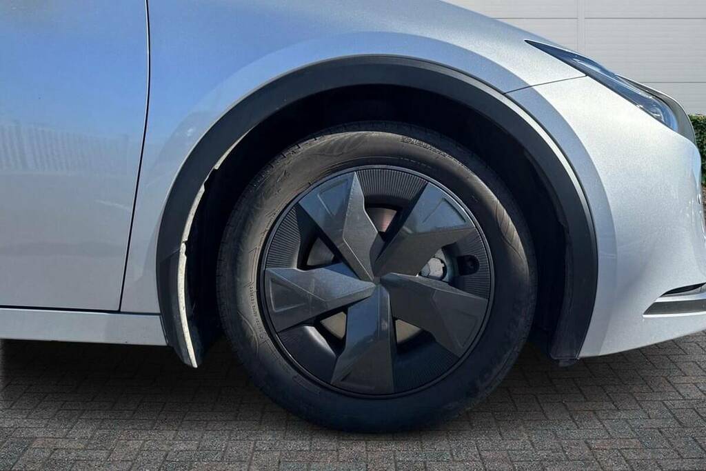 Toyota Prius 2.0 Phev Design Cvt VU75FTK Silver #6