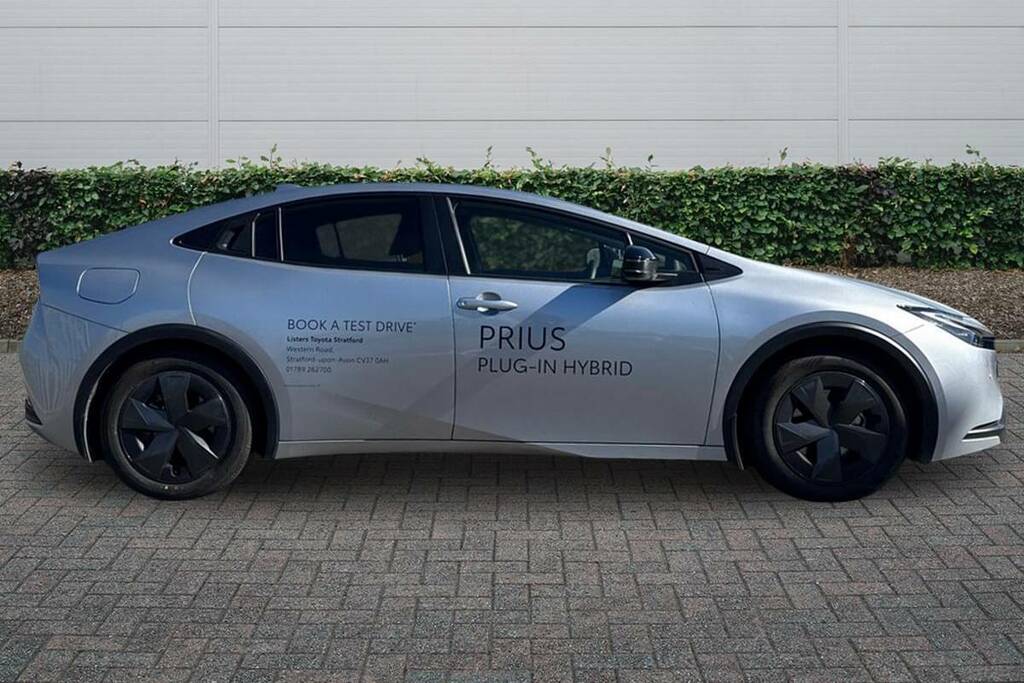 Toyota Prius 2.0 Phev Design Cvt VU75FTK Silver #5