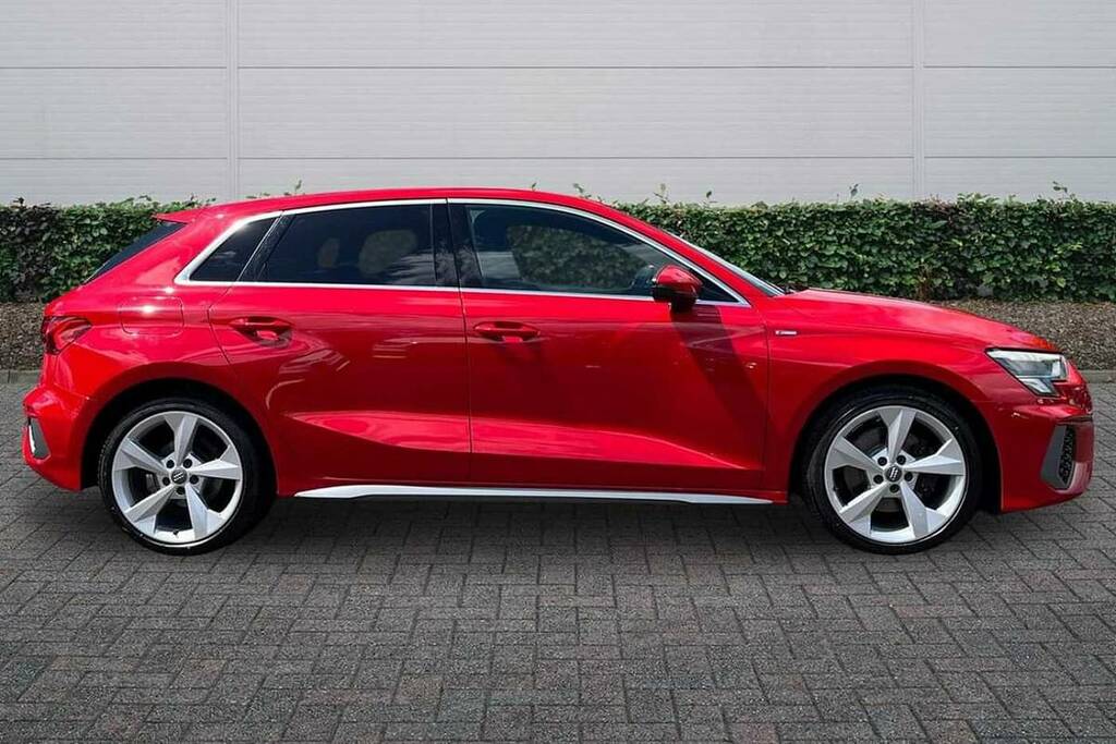 Audi A3 30 Tfsi S Line DA70CHO Red #4