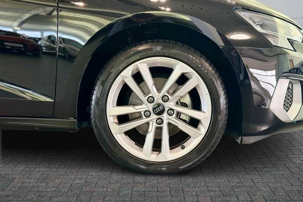 Audi A3 30 Tfsi Sport BG24JUX Black #5