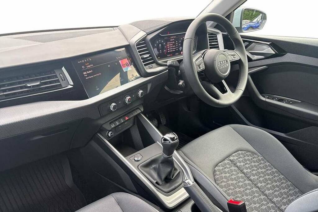 Audi A1 30 Tfsi Sport VO26ETU Grey #2