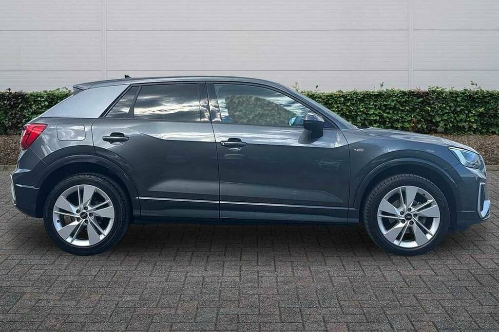 Audi Q2 35 Tfsi S Line S Tronic VK24OZO Grey #4
