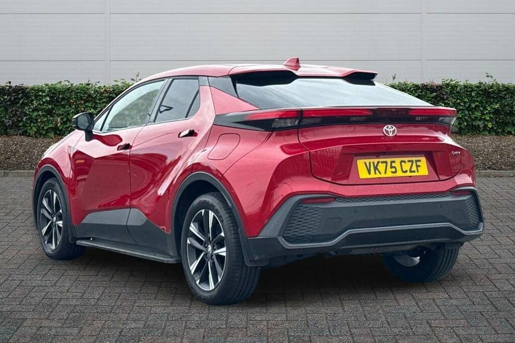 Toyota C-Hr 1.8 Hybrid Design Cvt VK75CZF Red #2
