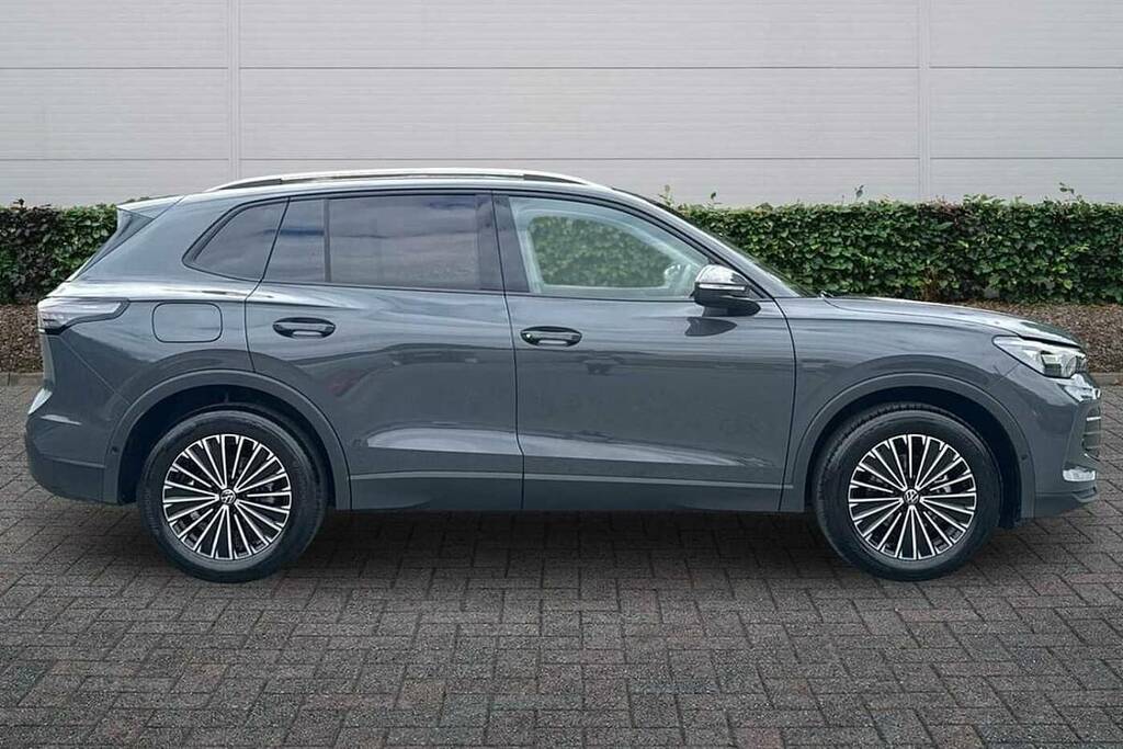 Volkswagen Tiguan 1.5 Etsi 150 Match Dsg FD26JWL Grey #4