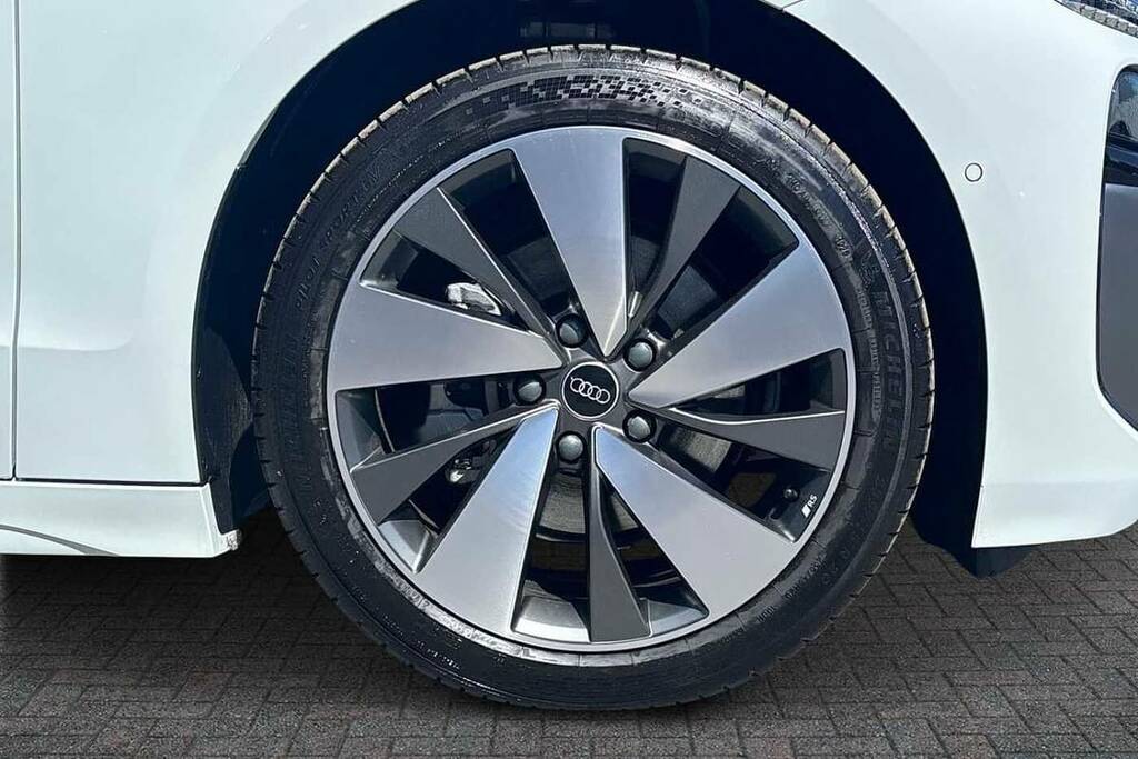 Audi A6 E-tron Sportback 210Kw 83Kwh S Line White #6