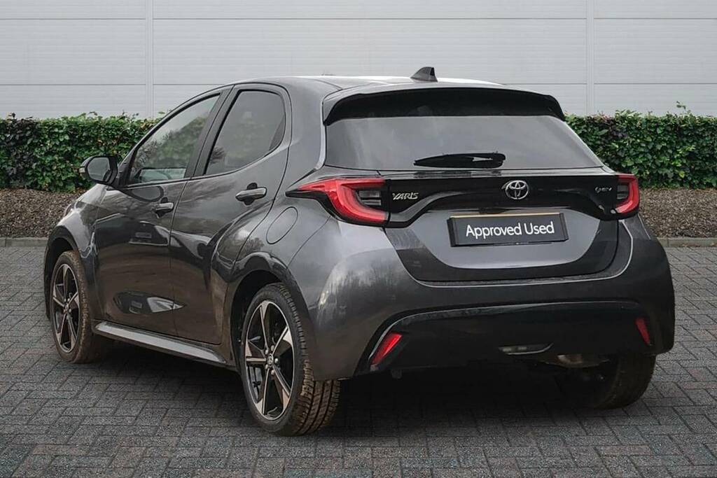 Toyota Yaris 1.5 Hybrid Excel Cvt GV25VKP Grey #2