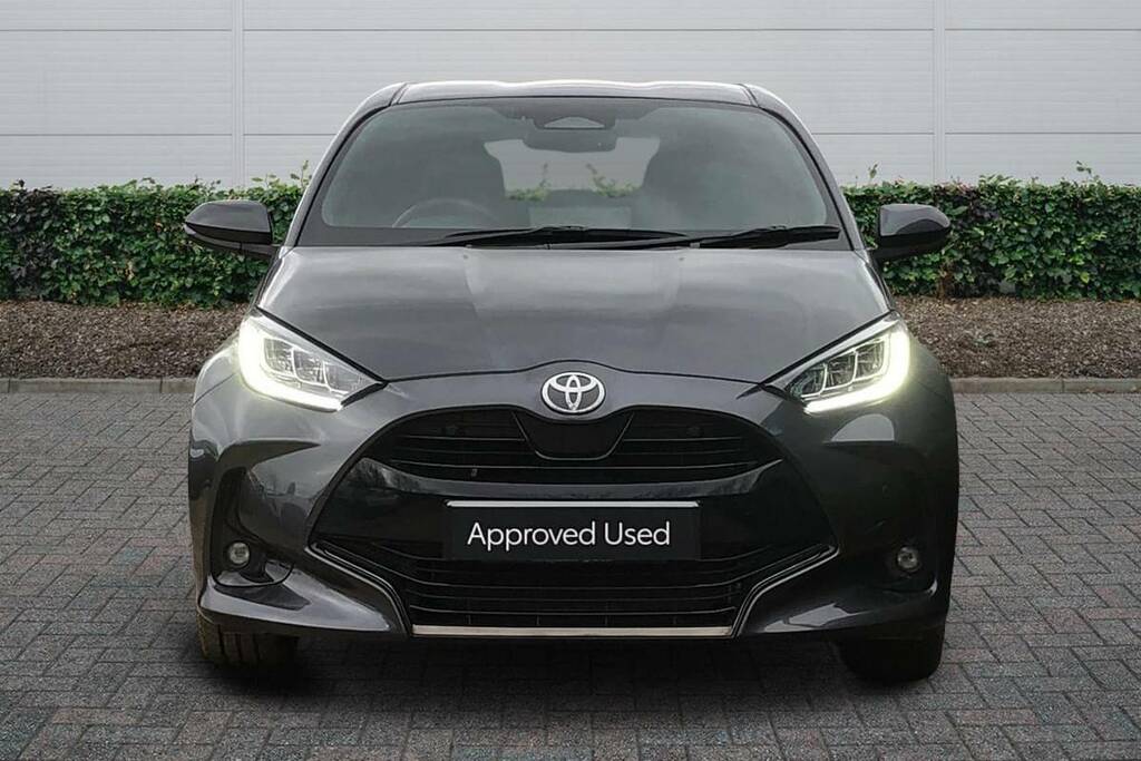 Toyota Yaris 1.5 Hybrid Excel Cvt GV25VKP Grey #3