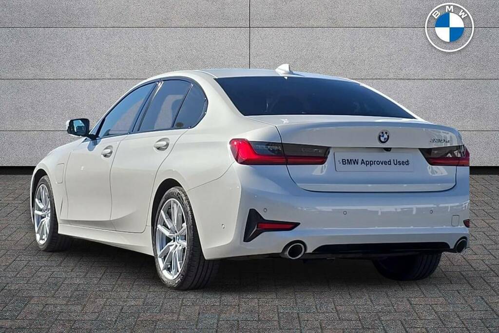 BMW 3 Series 330E Sport Pro Step LS21BSV White #2