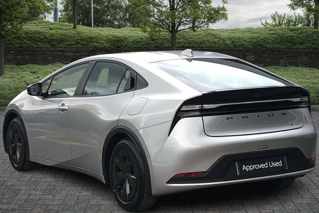 Toyota Prius 2.0 Phev Design Cvt VU75ZYK Silver #4